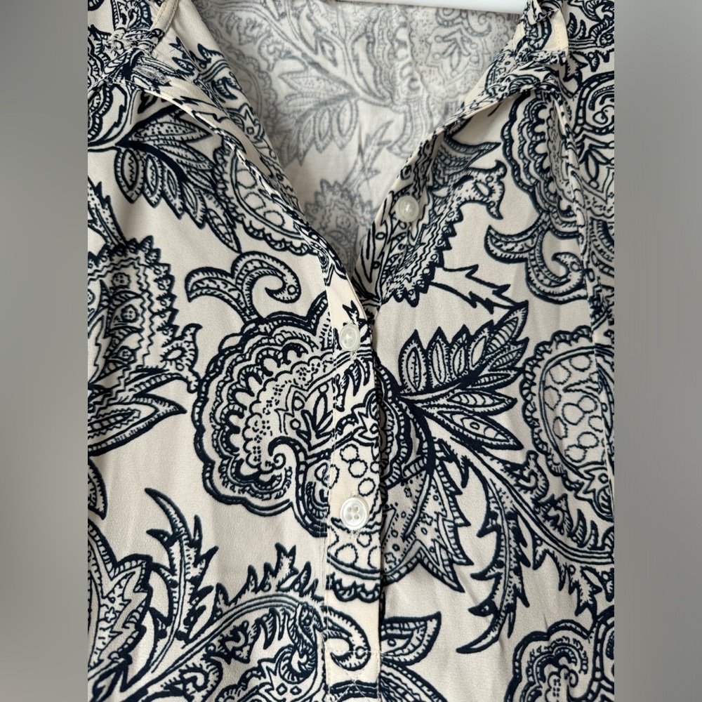 Loft outlet mixed media paisley blouse